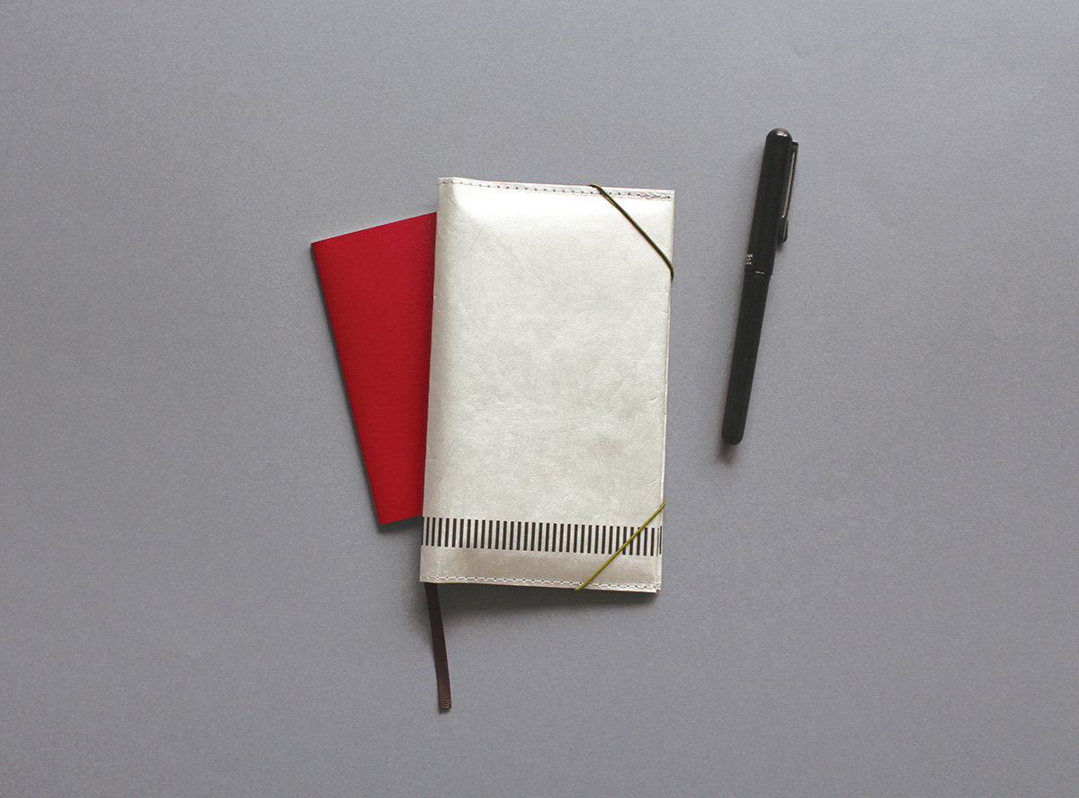 懐紙入れ「多包み」のおすすめの使い方4.旅行のお供として