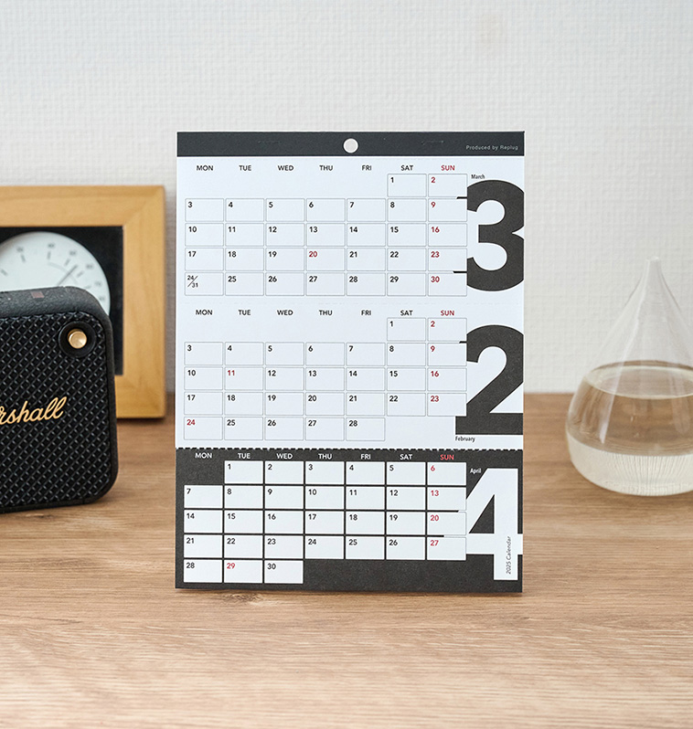 ３’s スリーズカレンダー